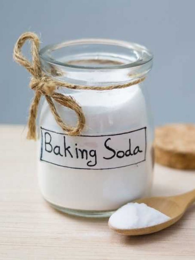10 Brilliant Baking Soda Cleaning Hacks