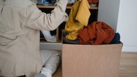 Decluttering tips for a fresh start featured image.