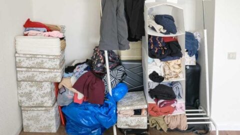How to declutter and apartment beginners guide featured image