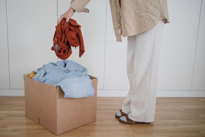 Things seniors can declutter today featured image.